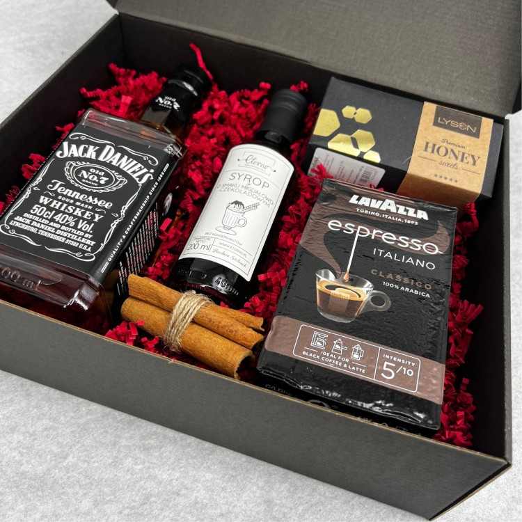 Zestaw z whisky i kawą